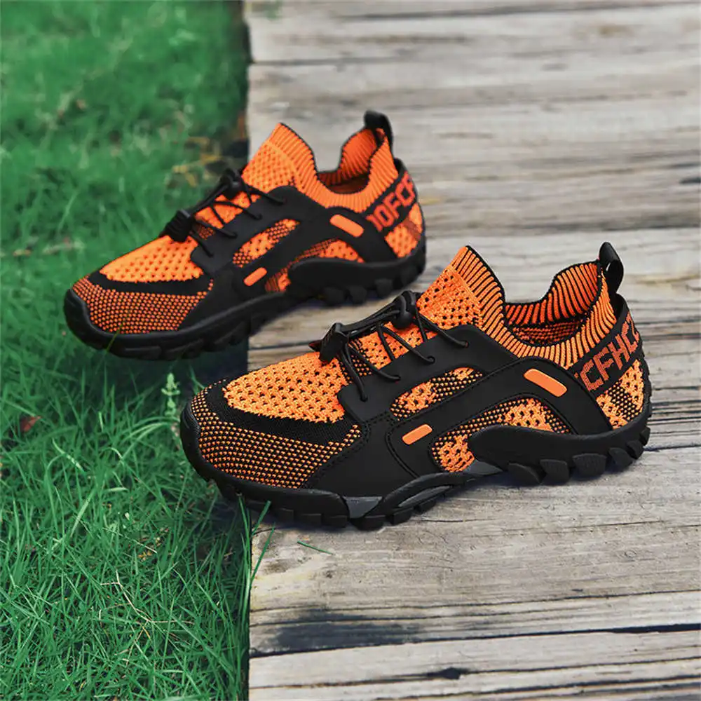 Outdoor Lighting Year Round - Size 43 Size 40 Men's Shoes