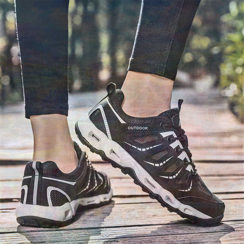 Sumer Round Tip Silver Sneaker - Outdoor Lighting Year Round recension och pris